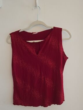 Vintage Y2K Top M Sleeveless Glitter V notch Red Blouse Tank Sparkly Stretchy